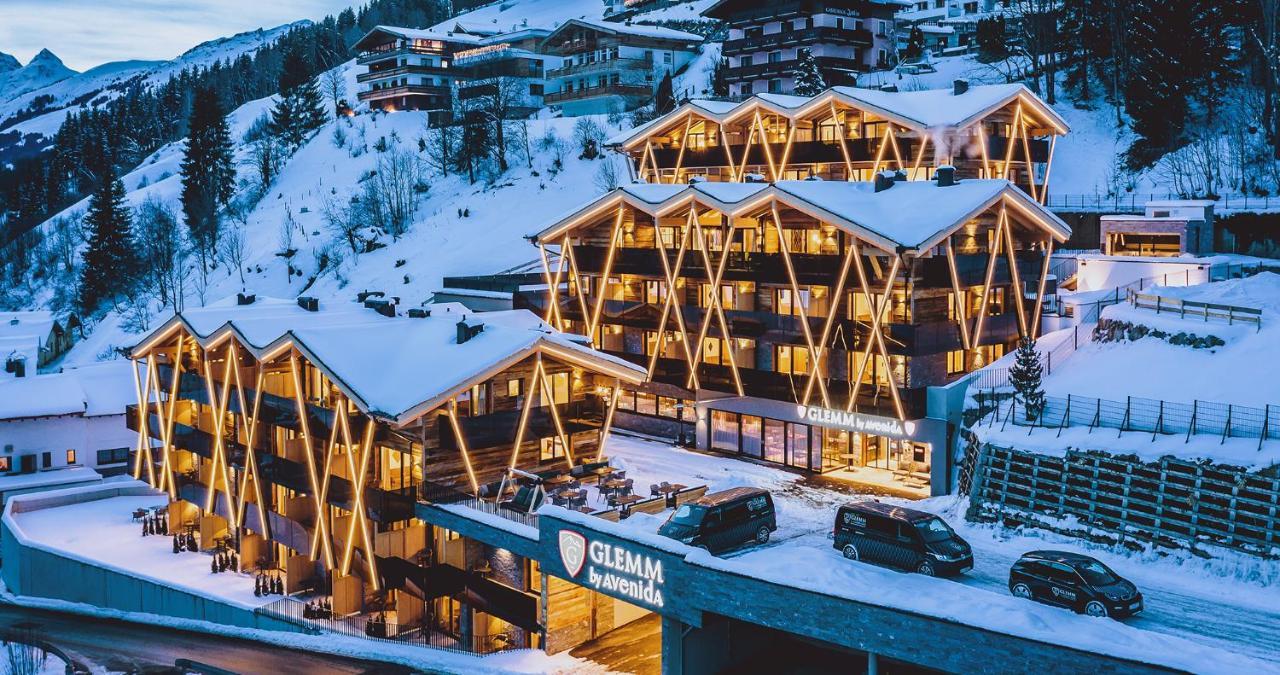 Glemm By Avenida Superior Hotel & Residences Saalbach-Hinterglemm Exterior photo