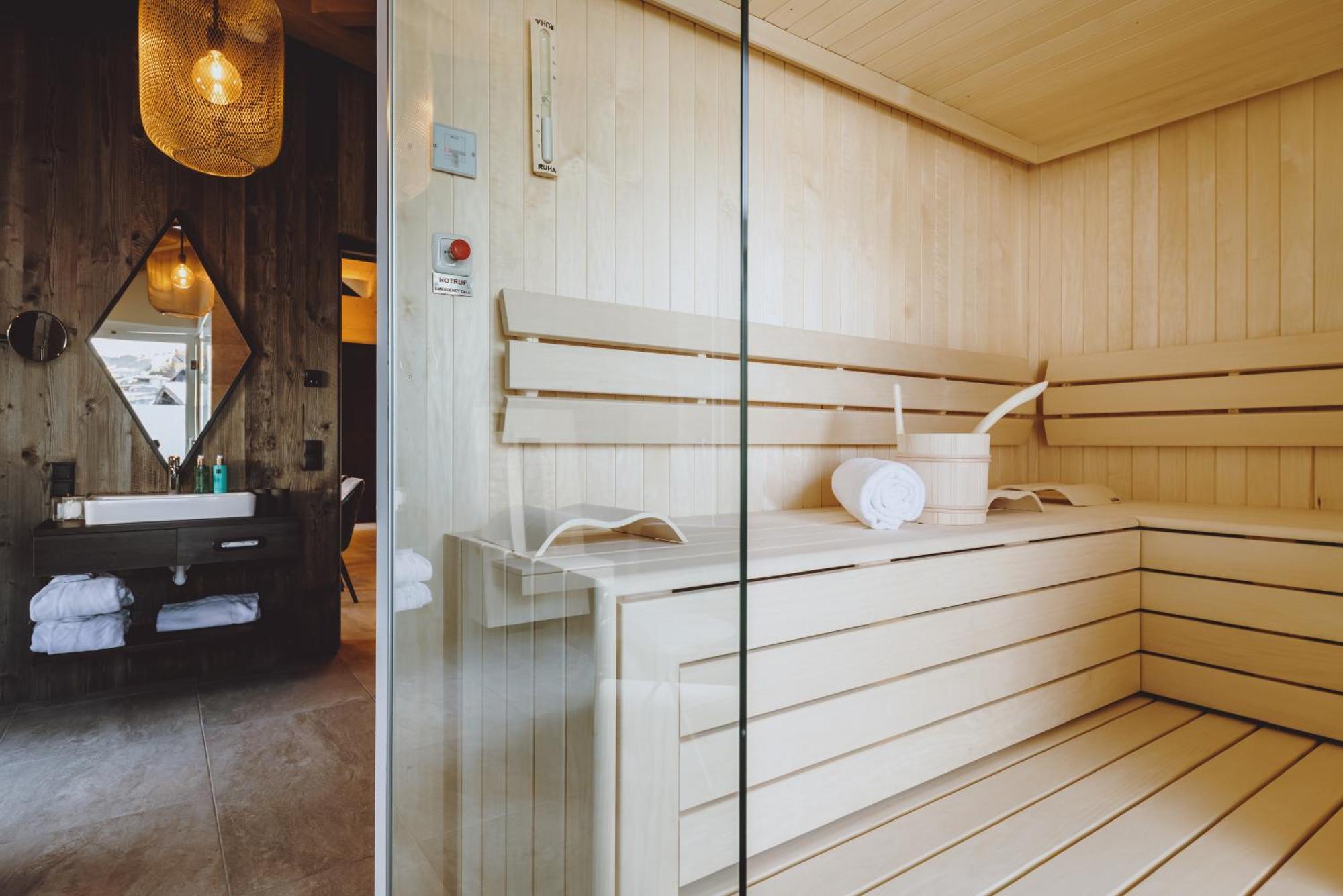 Glemm By Avenida Superior Hotel & Residences Saalbach-Hinterglemm Exterior photo